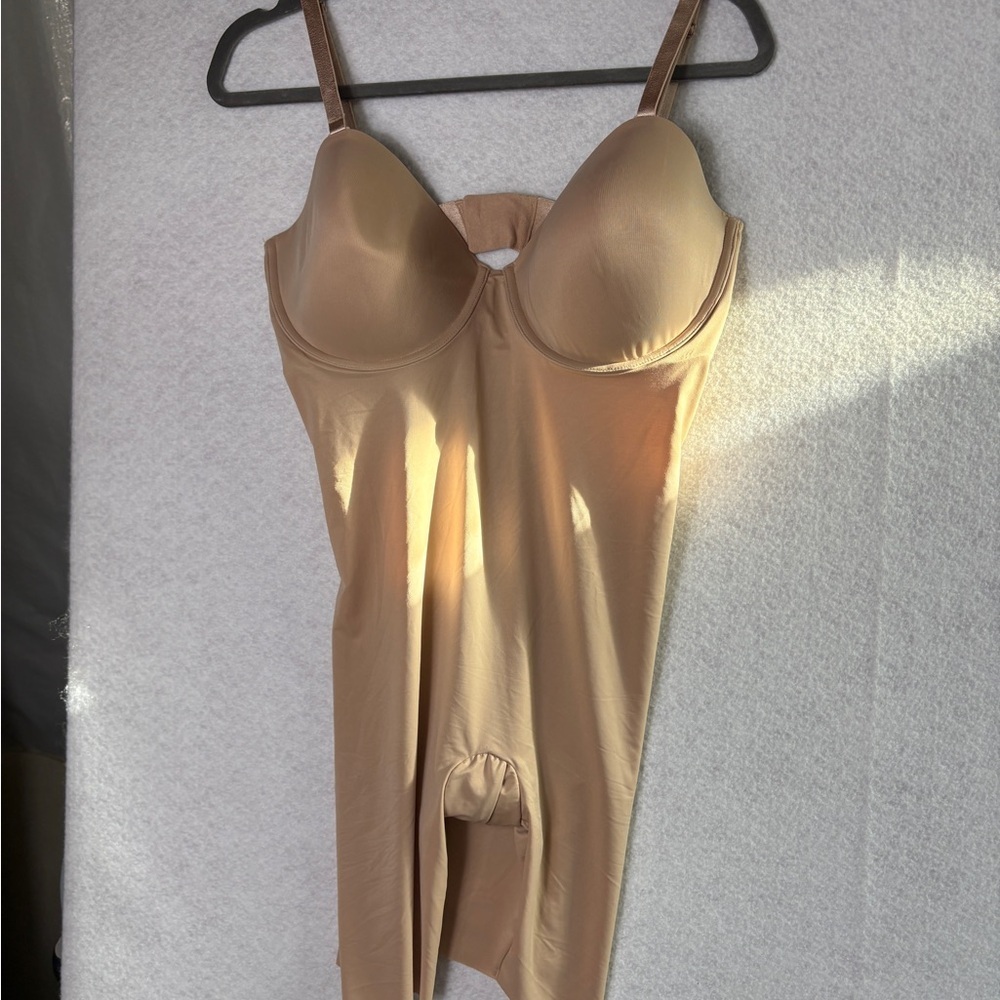 Assets Spanx Shapewear Bodysuit in Nude - Smooth Contour Support 1X
